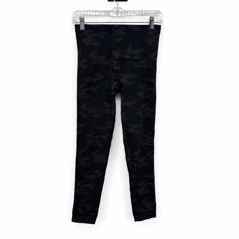 SPANX Look At Me Now Seamless Camo Leggings M High Waist Athleisure